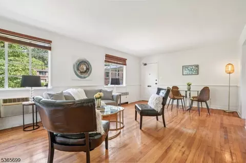 86 Troy Dr # D, Springfield, NJ 07081 photo 3