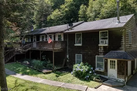 52 Glenwood Mt Rd, Sussex, NJ 07461