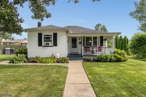 205 Somerset St, Alpha, NJ 08865