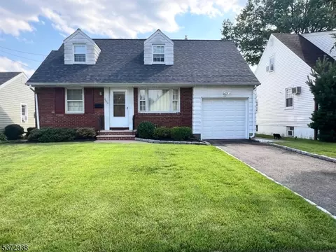 2450 N Third St, Union, NJ 07083
