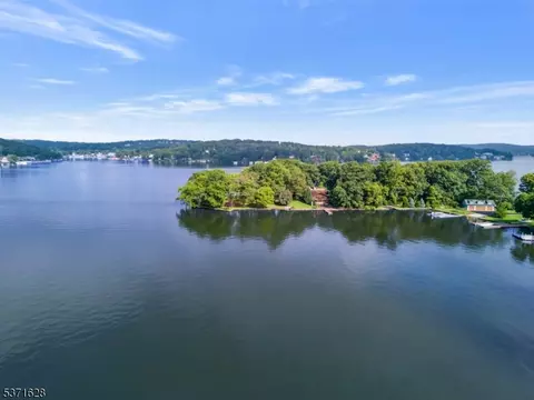 51 51a 51b Mcgregor Ave, Mount Arlington, NJ 07856
