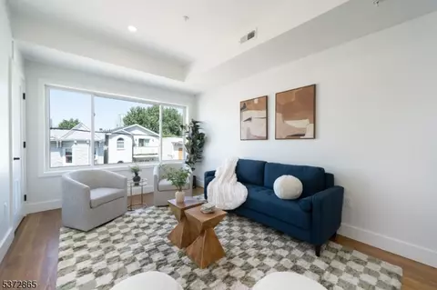 67 Virginia Ave #3, Jersey City, NJ 07304