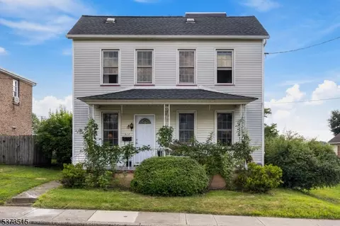 828 Columbus Ave, Phillipsburg, NJ 08865