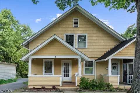 15 Hillcrest Ave, Washington, NJ 07882