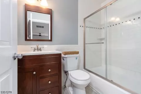 360 Wren Ln, Bedminster, NJ 07921 photo 25