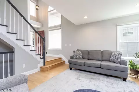 360 Wren Ln, Bedminster, NJ 07921 photo 9