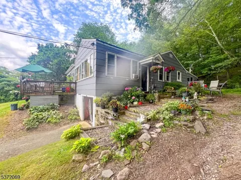 63 Van Horn Rd, Fredon Twp, NJ 07860