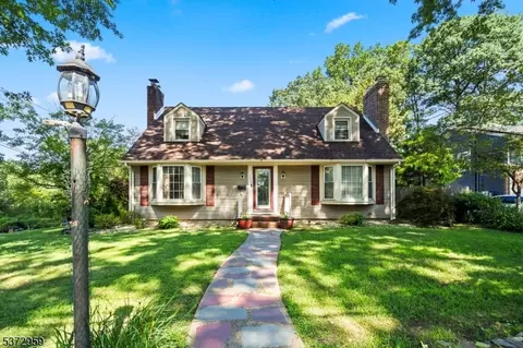 305 Mountain Ave, North Plainfield, NJ 07060