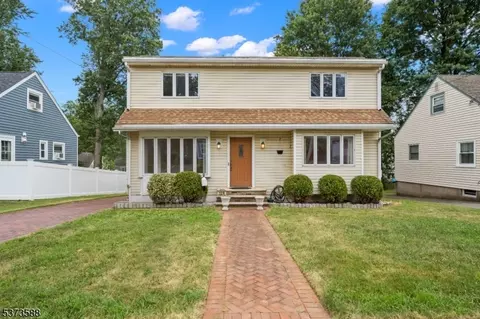 124 Harrington Rd, Clifton, NJ 07012