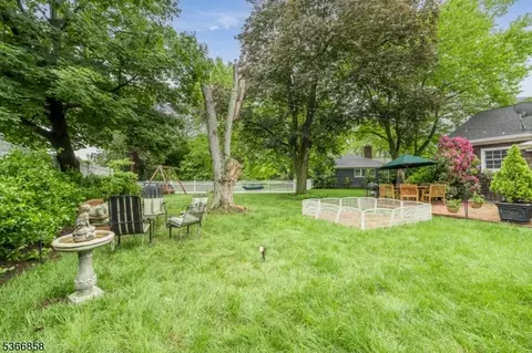 10 Harvey Ct, Summit, NJ 07901 photo 37
