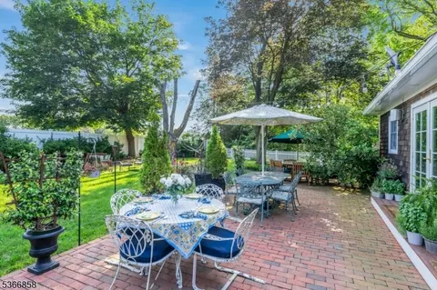 10 Harvey Ct, Summit, NJ 07901 photo 28