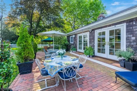 10 Harvey Ct, Summit, NJ 07901 photo 27