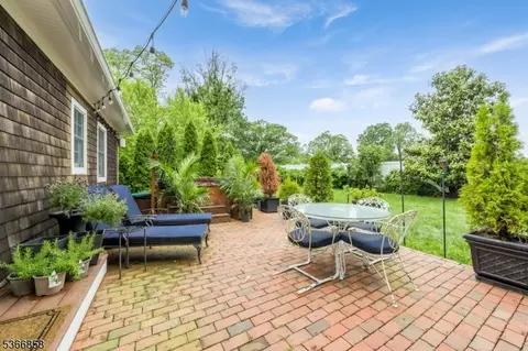10 Harvey Ct, Summit, NJ 07901 photo 36