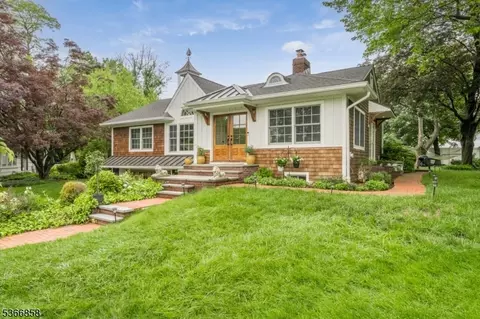 10 Harvey Ct, Summit, NJ 07901 photo 33