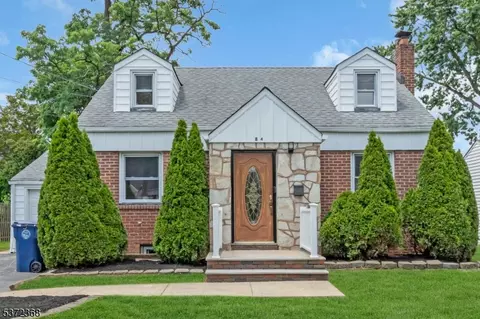 84 St Laurent Dr, Clark, NJ 07066