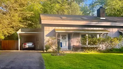 123 Hemlock Hl # -A, Montague, NJ 07827