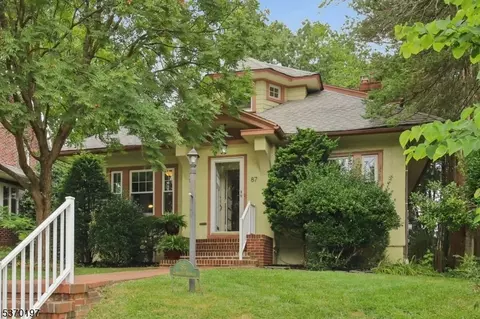 87 Courter Ave, Maplewood, NJ 07040