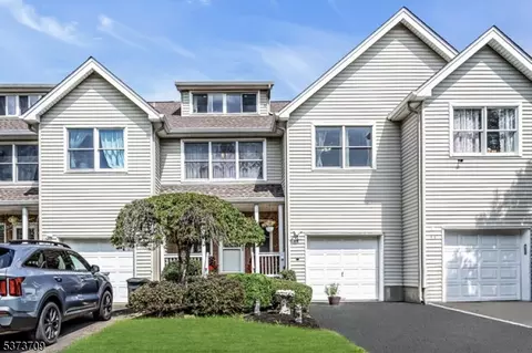 15 Flemming Dr, Hillsborough, NJ 08844