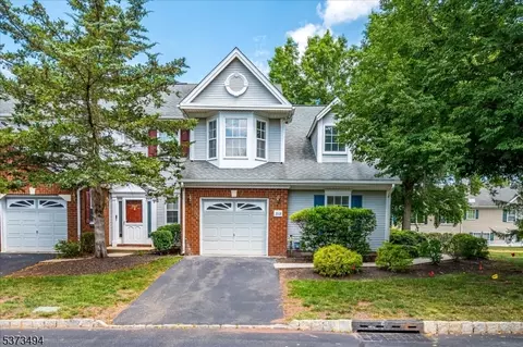 2008 Ackman Ct, Bridgewater, NJ 08807