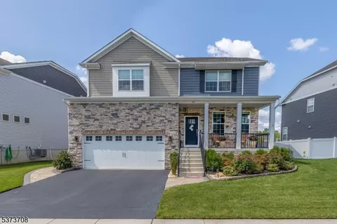 62 Westmont Dr, Medford, NJ 08055