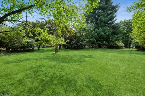 54 Fairview Ave, Verona Twp, NJ 07044