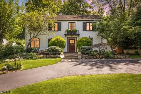 115 Forest Rd, Fanwood, NJ 07023