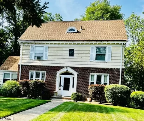 26 E Park St, East Orange, NJ 07017