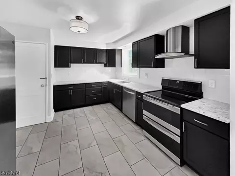 5 Troy Dr # B, Springfield, NJ 07081 photo 10