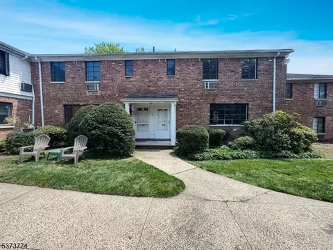 5 Troy Dr # B, Springfield, NJ 07081