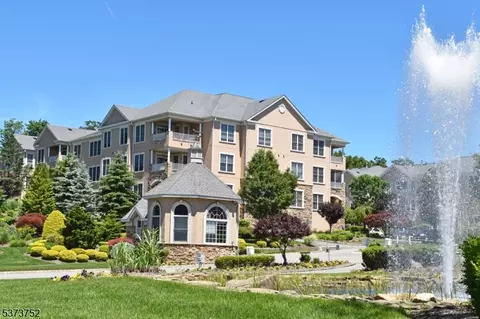 2202 Johnson Dr, Rockaway, NJ 07866