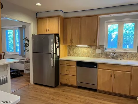 17 Troy Dr # A, Springfield, NJ 07081 photo 12