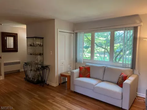 17 Troy Dr # A, Springfield, NJ 07081 photo 7