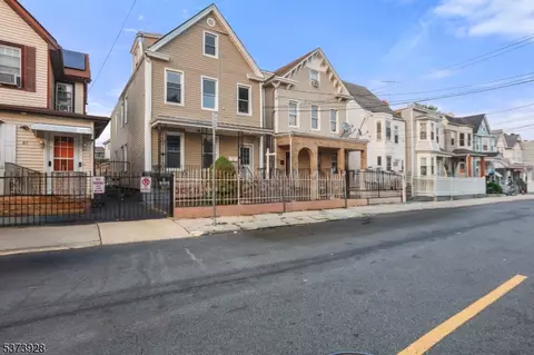 79 Irving St, Newark, NJ 07104