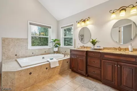 12 Baumgartner Dr, Madison, NJ 07940 photo 21