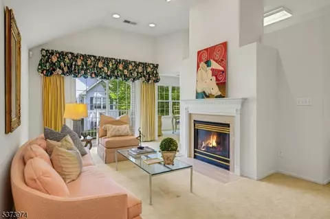 132 Marsillo Ct, Bridgewater, NJ 08807