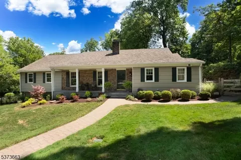 24 Blazier Rd, Warren, NJ 07059