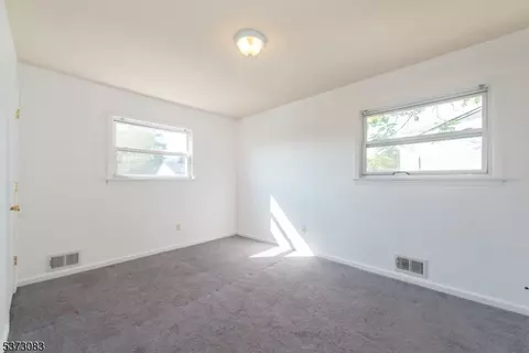 100 Richard St, Dover, NJ 07801 photo 17
