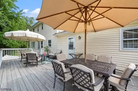 15 Phyllis Ct, Wayne, NJ 07470 photo 16