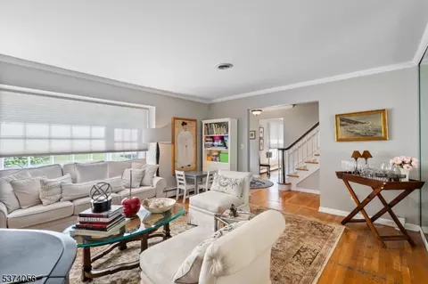 15 Phyllis Ct, Wayne, NJ 07470 photo 6
