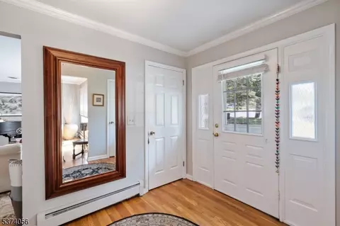 15 Phyllis Ct, Wayne, NJ 07470 photo 3