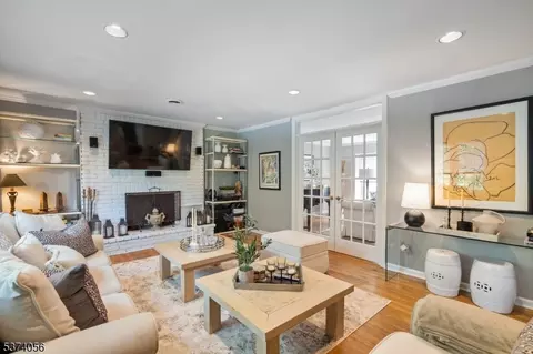 15 Phyllis Ct, Wayne, NJ 07470 photo 9