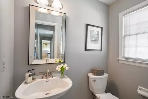 15 Phyllis Ct, Wayne, NJ 07470 photo 15