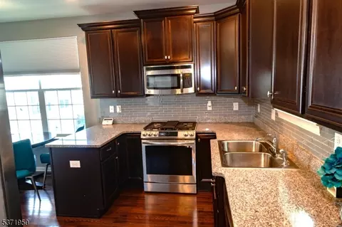 111 Sowers Dr, Hackettstown, NJ 07840 photo 7