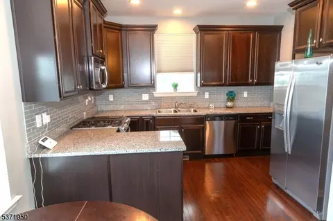 111 Sowers Dr, Hackettstown, NJ 07840 photo 8