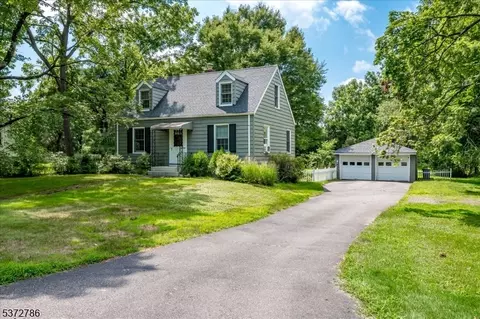 596 Elizabeth Ave, Franklin Twp, NJ 08873