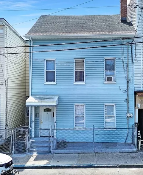 50 Oak St, Paterson, NJ 07501