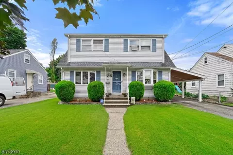 27 Stanley St, Clifton, NJ 07013