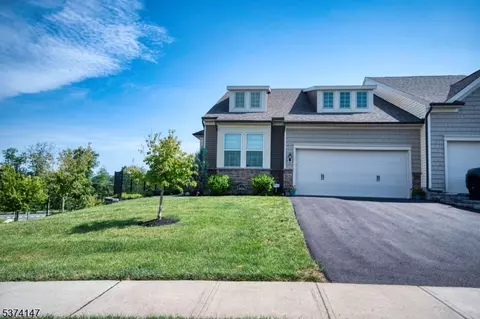 1 Barnett Rd, Flemington, NJ 08822