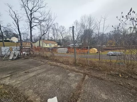 8 Pepperidge Rd, Wantage Twp, NJ 07461 photo 5