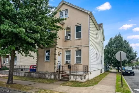 102 22nd Ave, Paterson, NJ 07513